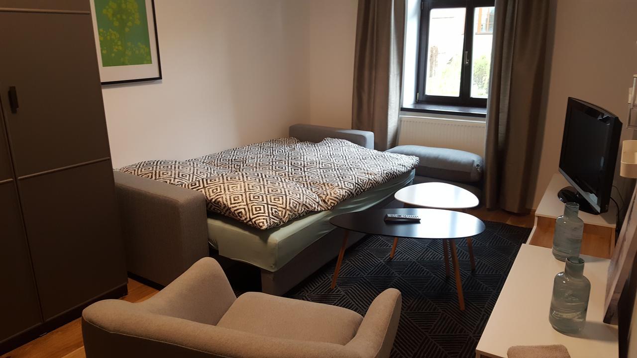 The Gusto Apartman โคมูตอฟ ภายนอก รูปภาพ
